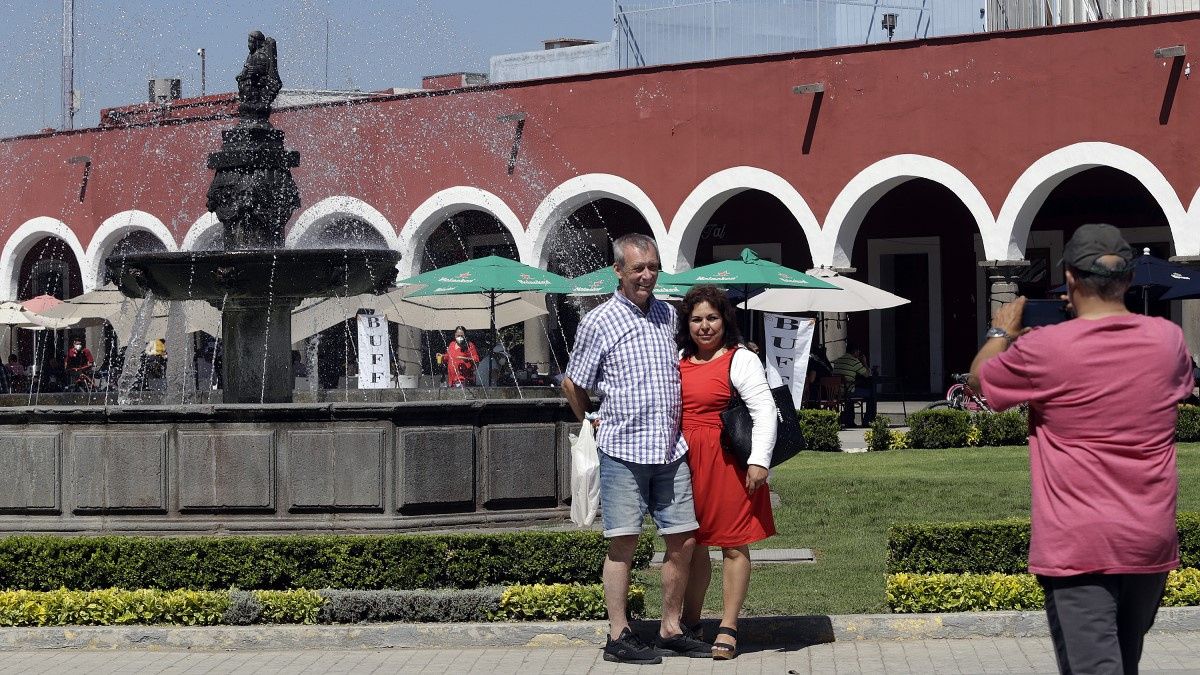 Los no vacunados s&oacute;lo podr&aacute;n ingresar a parques y espacios abiertos en Puebla: Barbosa