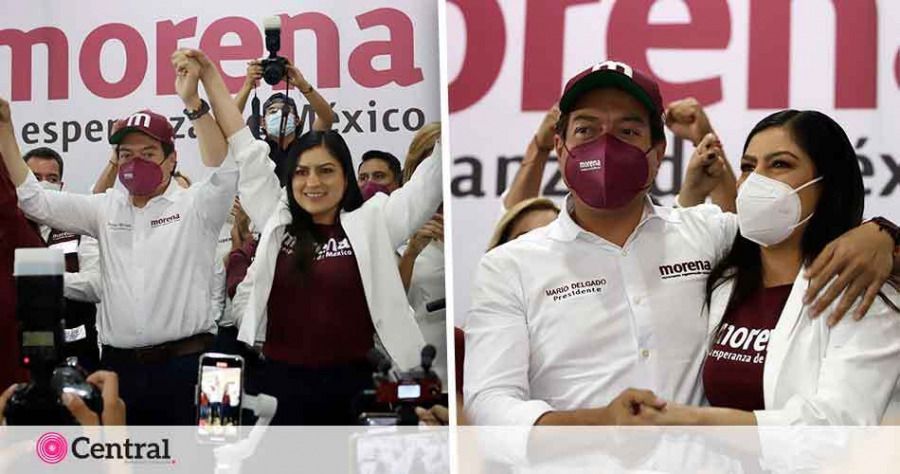 El dirigente nacional de Morena, Mario Delgado, arrib&oacute; a Puebla para levantar la mano de la candidata Claudia Rivera. Pese a trifulca entre militantes, cerraron con el grito de &iexcl;Morena!