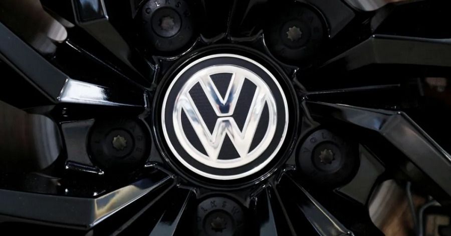 Anuncia Volkswagen que reducir&aacute; su producci&oacute;n de Jetta por escasez de chips