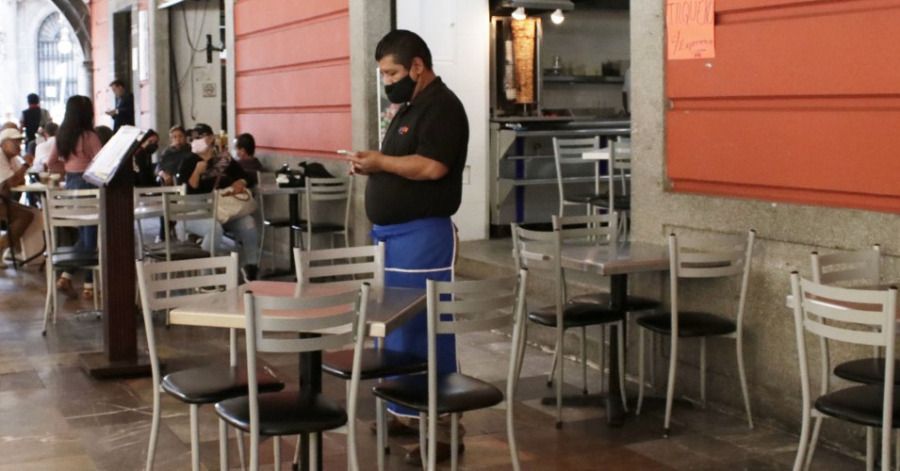 Restaurantes en el z&oacute;calo de Puebla.