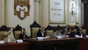 Cabildo de Puebla aprueba convenio con el gobierno estatal para el programa de Desayunos Escolares