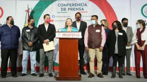 Regidores de Puebla piden que la Secretar&iacute;a del Trabajo intervenga para devolver bases entregadas por Claudia Rivera