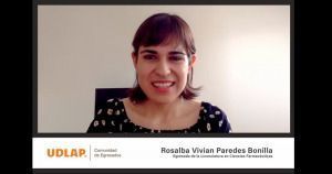 a Rosalba Vivian Paredes Bonilla, egresada de la Licenciatura en Ciencias Farmacéuticas de la UDLAP