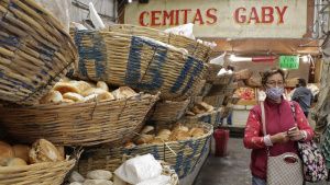 Mejoraremos los mercados para evitar que grupos se apoderen de ellos: Barbosa