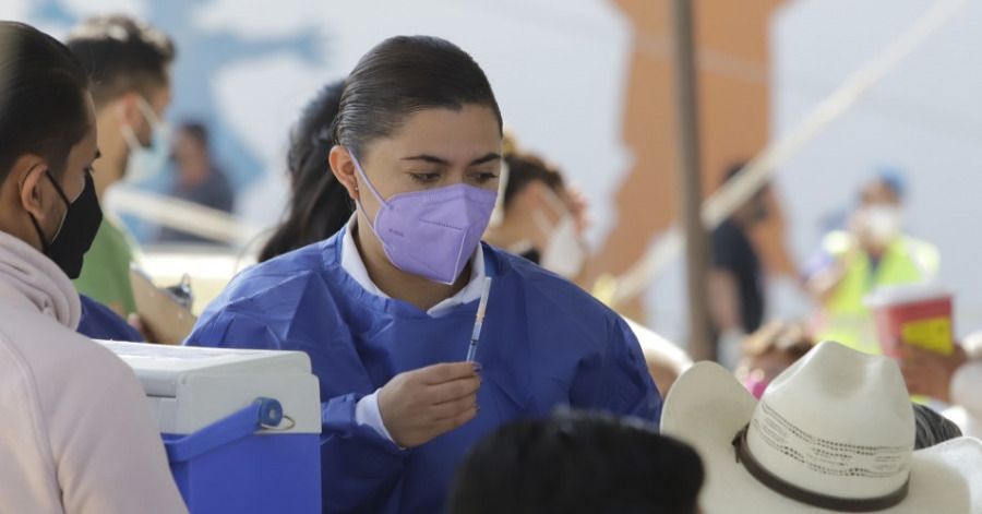 A dos municipios de Puebla no les llegó la vacuna covid prometida