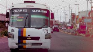 Sujetos armados asaltan a pasajeros de ruta Azteca en Puebla