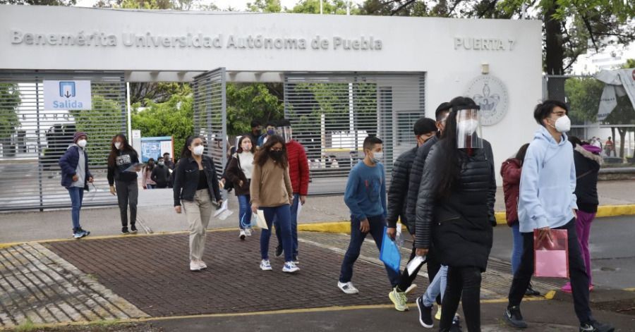 La consulta se realiza v&iacute;a internet.