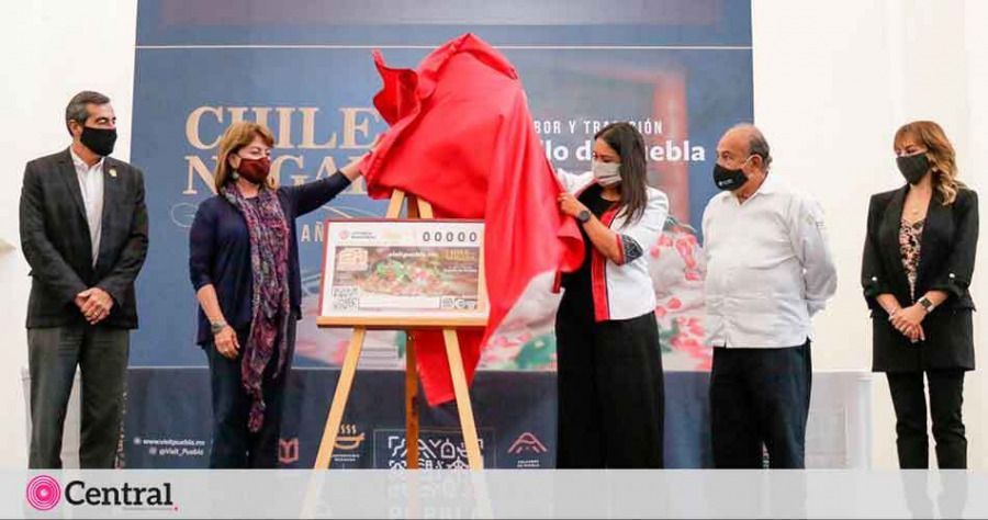 Presentan billete de Loter&iacute;a conmemorativo a los 200 a&ntilde;os de los Chiles en Nogada