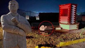 Edil de Atlacomulco coloca estatua de AMLO… 3 Doritos después, ciudadanos la tiran