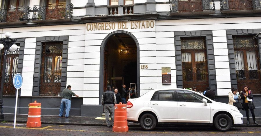 Se vac&iacute;a el Congreso de Puebla: ya son 15 los diputados chapulines