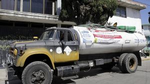 Soapap instala módulo para repartir agua potable en Xochimehuacan