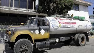 Soapap instala m&oacute;dulo para repartir agua potable en Xochimehuacan