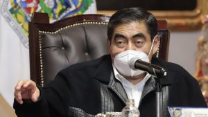 Congreso de Puebla decidir&aacute; si permite el cobro del DAP a ediles que modifiquen sus leyes: Barbosa