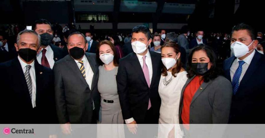 Los invitados de Eduardo Rivera P&eacute;rez a su toma de protesta.