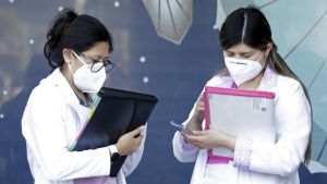 Repuntan contagios covid en Puebla; en un solo d&iacute;a, 278 dieron positivo