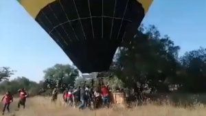 VIDEO: Un globo aerost&aacute;tico en Teotihuacan se estrella; hay 9 lesionados
