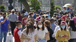 Ayuntamiento de Puebla descarta cierre del Z&oacute;calo ante cuarta ola covid