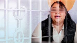 Por lenocinio dan prisi&oacute;n preventiva a "Lul&uacute;", lideresa de sexoservidoras en Puebla