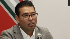 Protestas s&oacute;lo han politizado el tema del DAP en Puebla: N&eacute;stor Camarillo