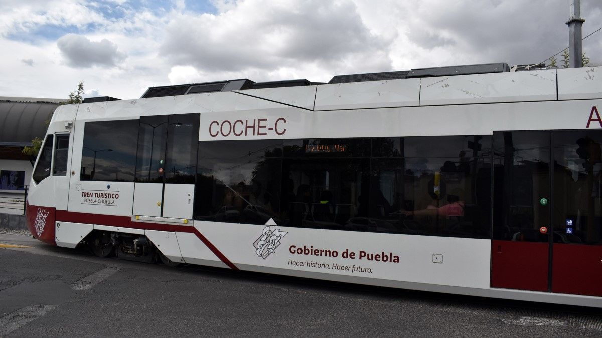 Tren Tur&iacute;stico cuesta a Puebla 5 mdp al mes; ya hay detenidos por corrupci&oacute;n en la obra