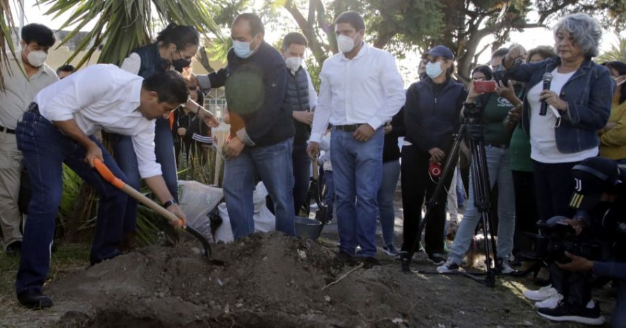 Lalo Rivera candidato por la alcaldía de Puebla buscará plantar más de 281 árboles.