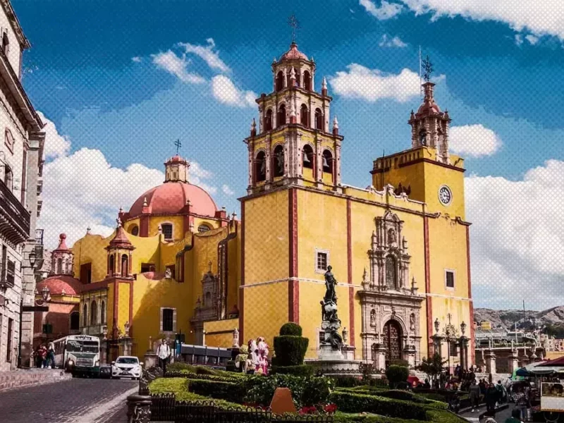 Catedral de Guanajuato; en ese estado, hubo tres ataques armados.