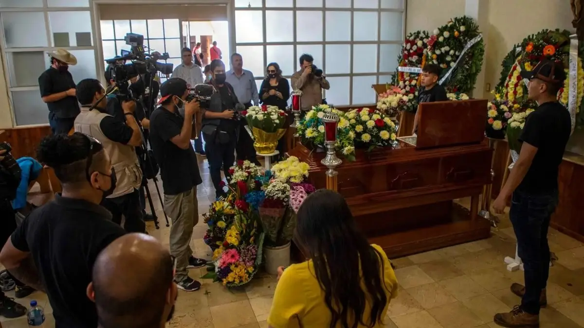 Funeral de Armando Linares.