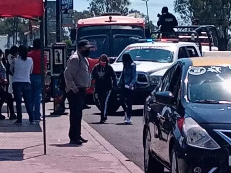 Asaltan a pasajeros de la ruta M28 en Cuautlancingo.