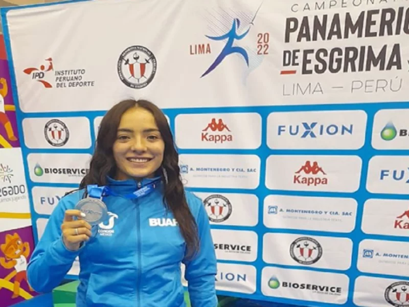 Ashley Samantha Muñoz estudiante de la BUAP obtuvo medalla de plata.