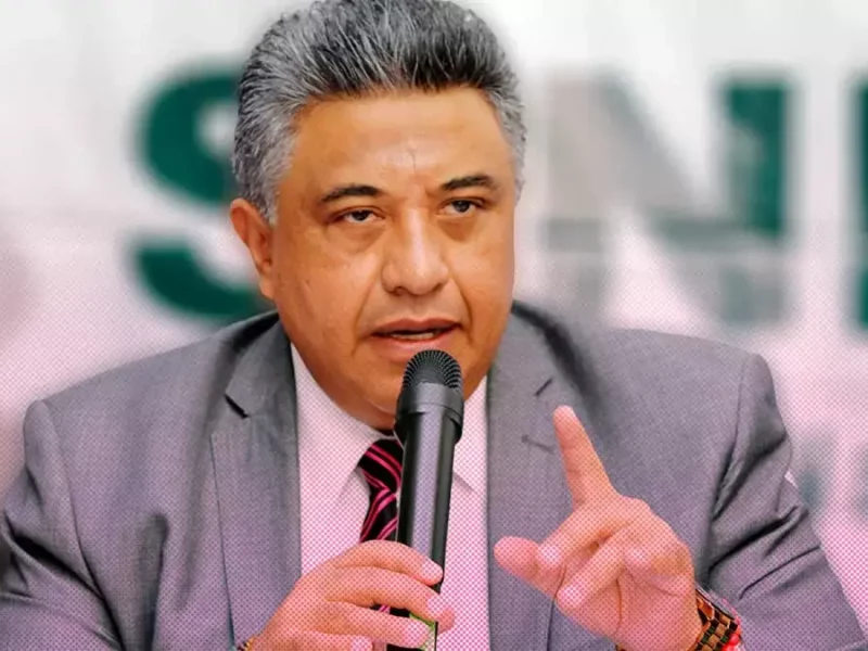 Aprueban destitución de Romero Serrano