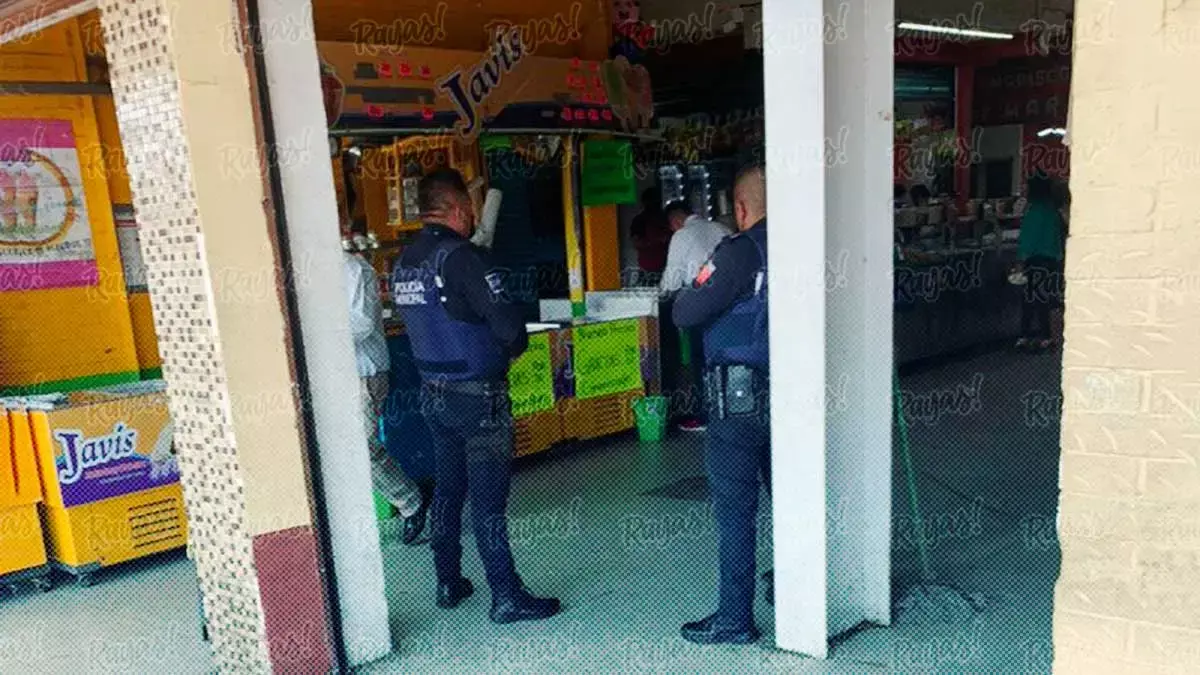 Clausuran paletería Javis.