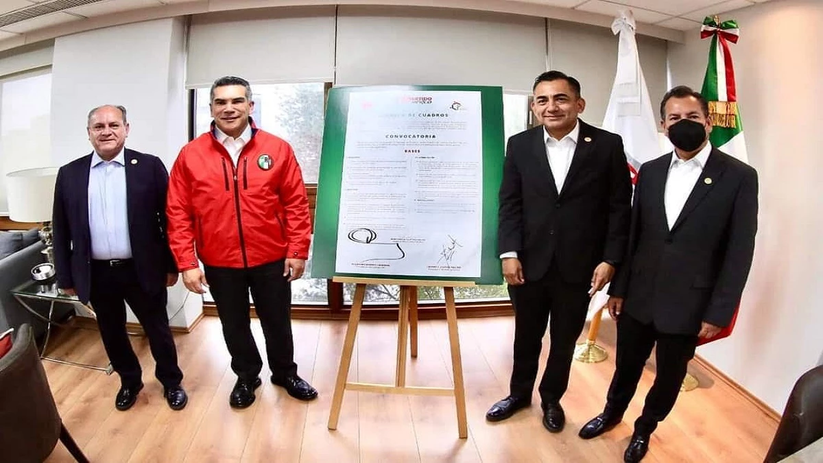 Convocatoria PRI para capacitación política.