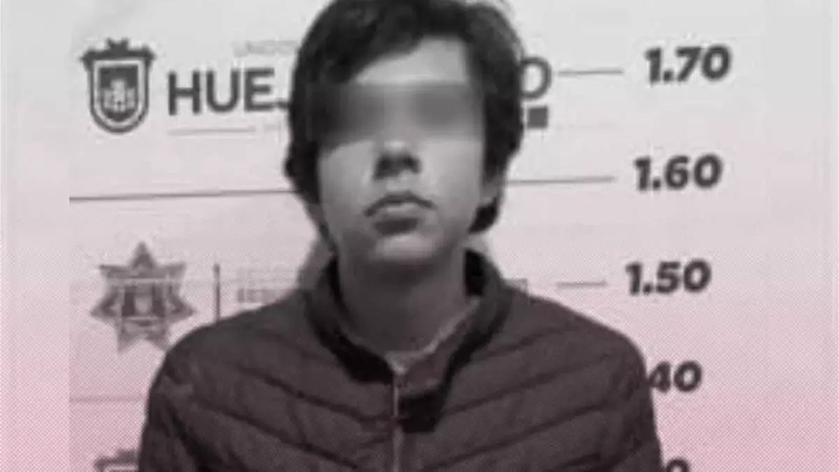 Autoridades encuentran armado a un joven con un revolver en Huejotzingo.