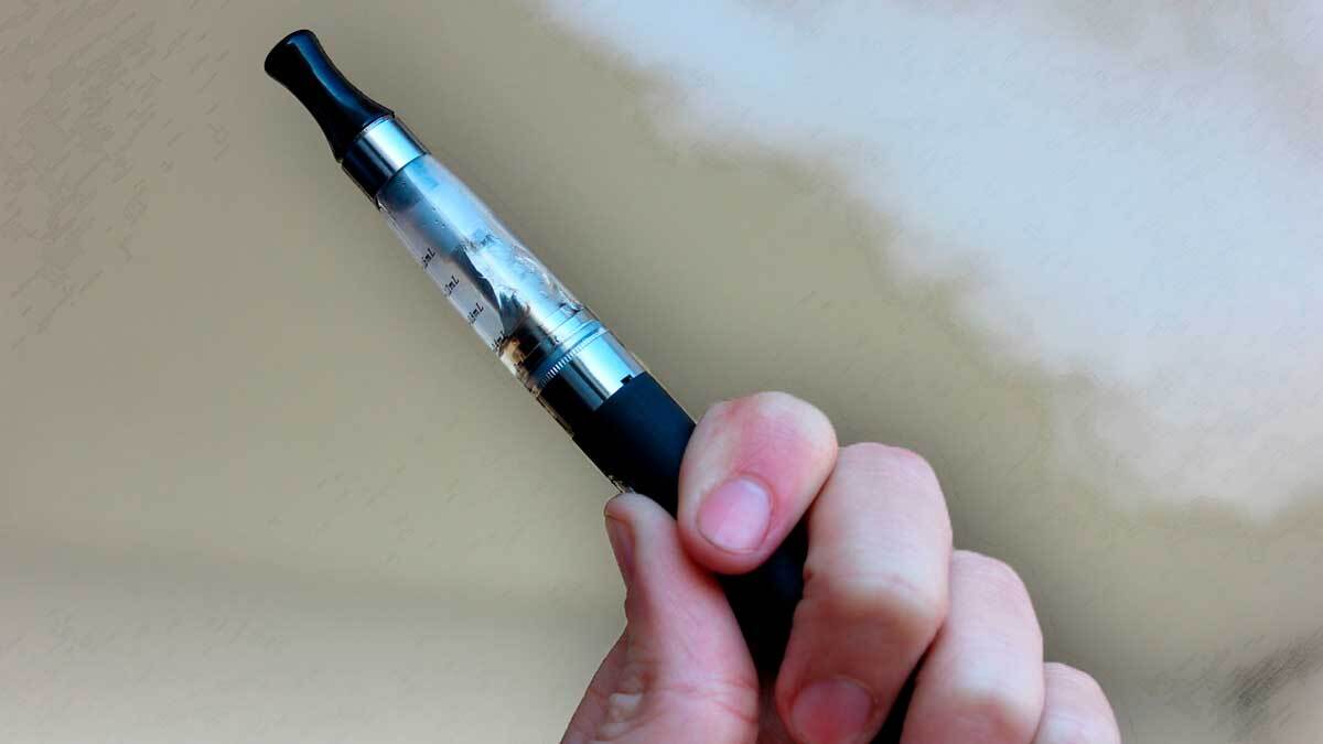 Buscan prohibir el vapeo