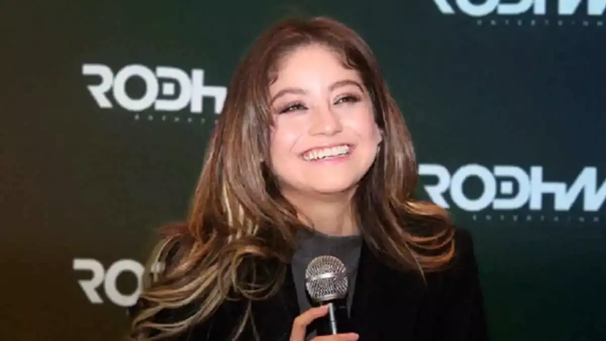 Karol Sevilla, actriz y cantante mexicana.