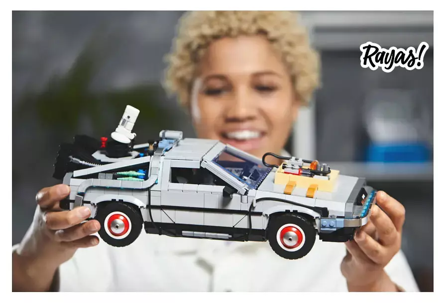 LEGO recrea al DeLorean.