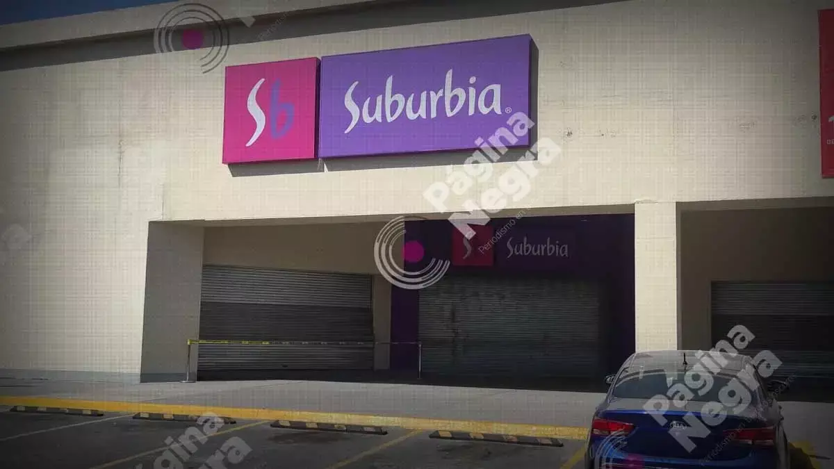 Dan cristalazo y roban tienda Suburbia en Puebla.