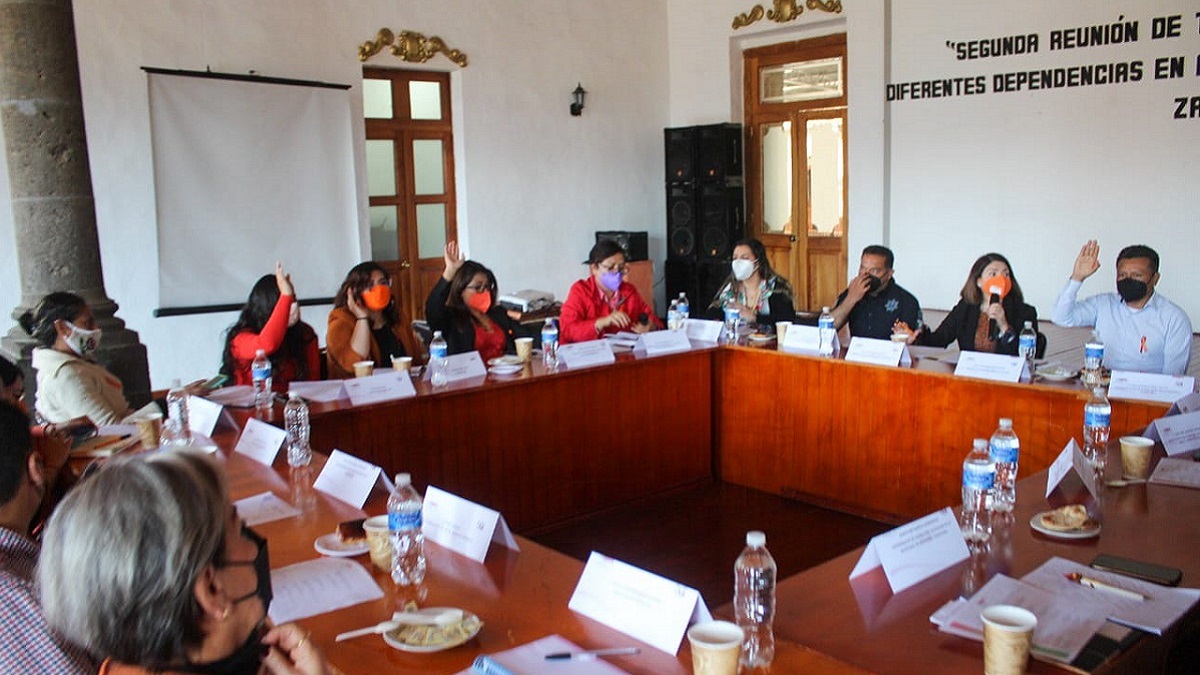 Reunión para acordad estrategias contra la violencia de género.