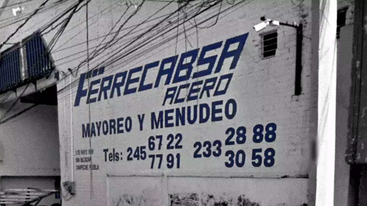 Grupo armado asaltó un negocio