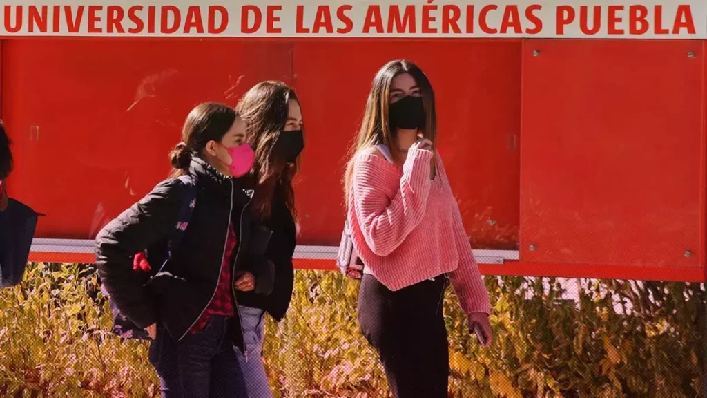 Alumnos de la UDLAP se olvidan de los Jenkins