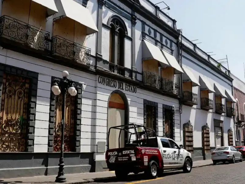 Diputada propone que el Congreso ordene publicación de reformas en el Periódico Oficial de Puebla.