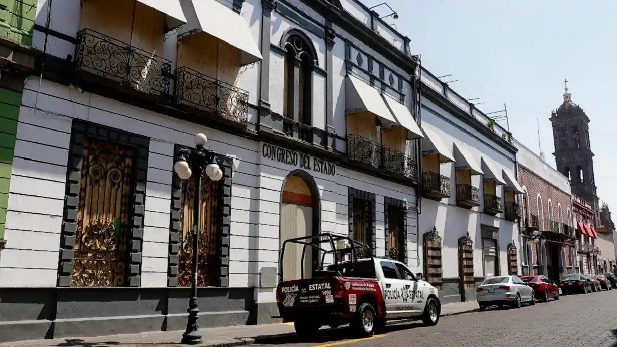 Diputada propone que el Congreso ordene publicación de reformas en el Periódico Oficial de Puebla.