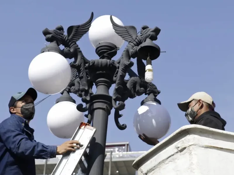 Alumbrado público en Puebla.
