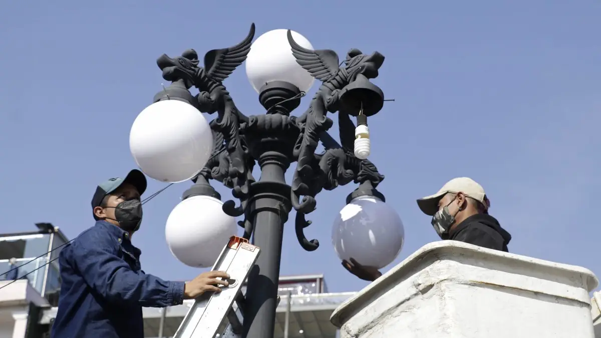 Alumbrado público en Puebla.