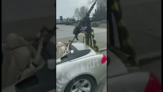 Medios locales informaron que el BMW serie 6 fue entregado a la policía de Mykolaiv