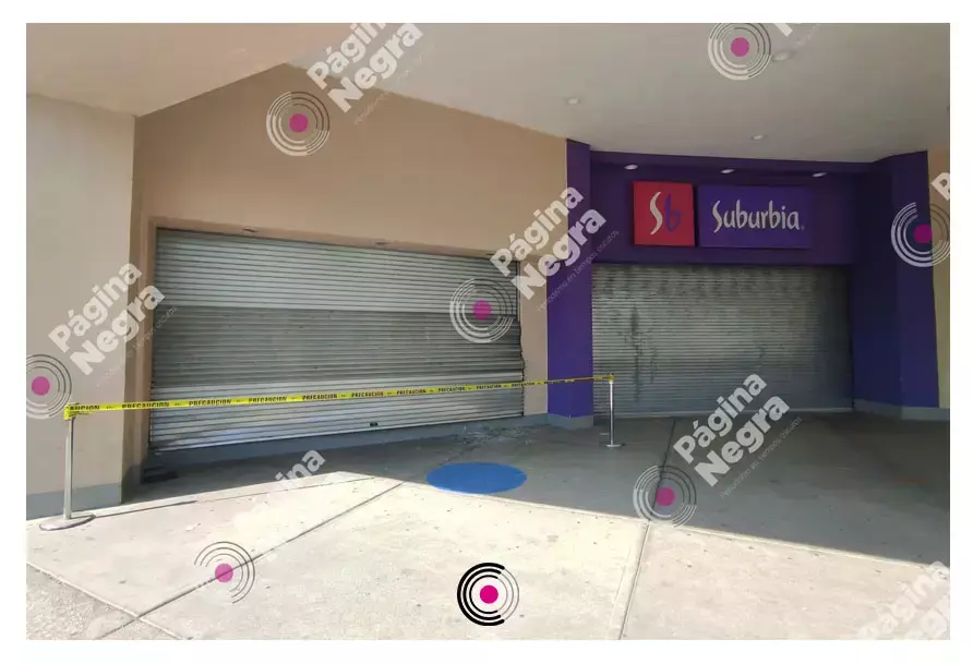 Los ladrones se llevan perfumes y otros artículos de la tienda.