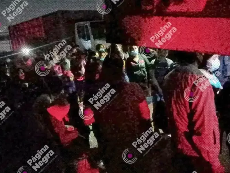 Rescatan a 150 migrantes centroamericanos en Cuautlancingo.