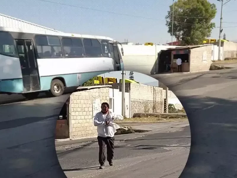 Asaltan a taxista y lo abandonan en Amozoc.