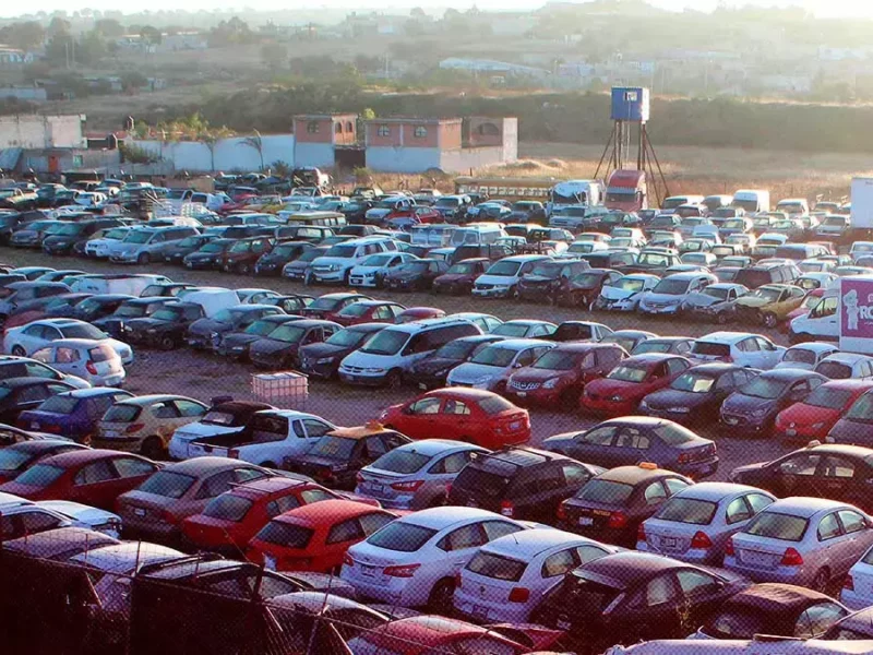 Así se desharán de 500 autos de los corralones en Puebla.