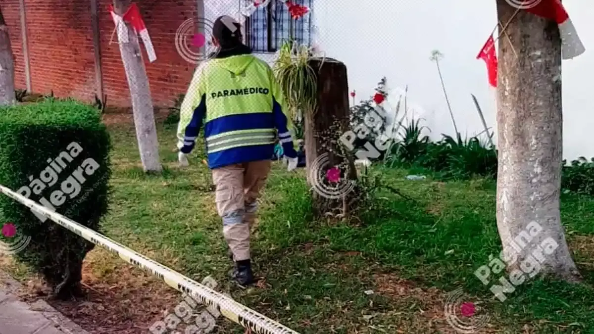 Encuentran el cadáver de un hombre en una iglesia.